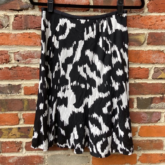 DVF Silk Thames Skirt - Picture 2 of 5